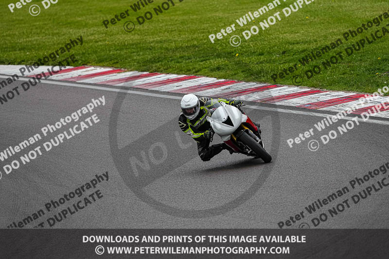 donington no limits trackday;donington park photographs;donington trackday photographs;estoril;event digital images;motorbikes;no limits;no limits trackdays;peter wileman photography;portugal;trackday;trackday digital images;trackday photos